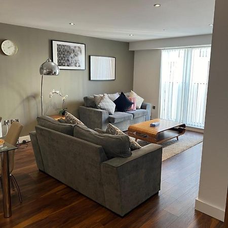Stunning Manchester City Centre Apartment! Ideal For Small Groups ภายนอก รูปภาพ