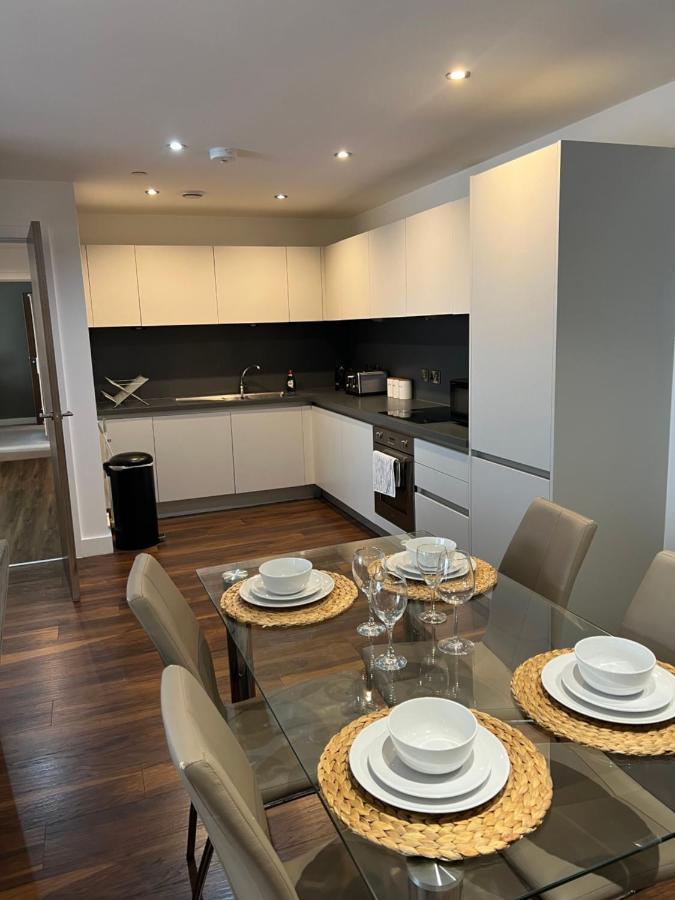 Stunning Manchester City Centre Apartment! Ideal For Small Groups ภายนอก รูปภาพ
