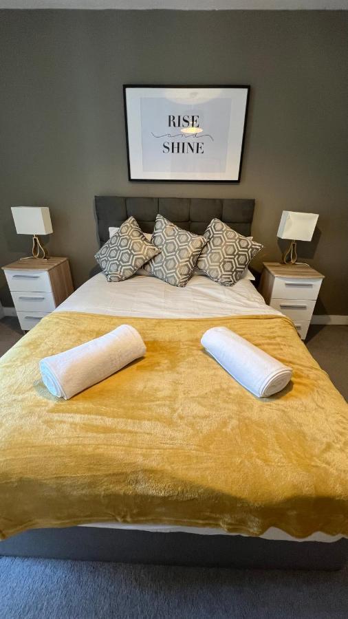 Stunning Manchester City Centre Apartment! Ideal For Small Groups ภายนอก รูปภาพ
